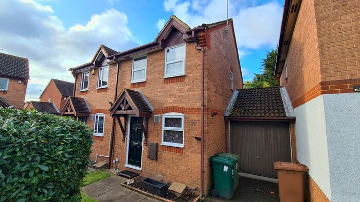 2 Bedroom Semi-Detached House To Rent In Chesterton Drive, Staines, TW19