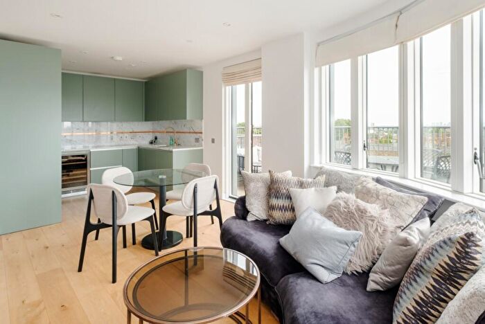 2 Bedroom Apartment To Rent In Esther Anne Place London, N1