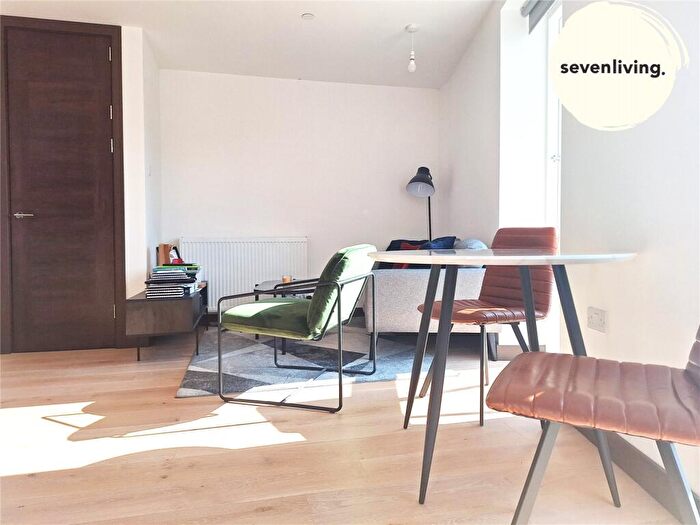 1 Bedroom Apartment To Rent In Station Square, Cambridge, CB1