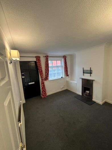 2 Bedroom End Of Terrace House To Rent In Loughborough Road, LE12