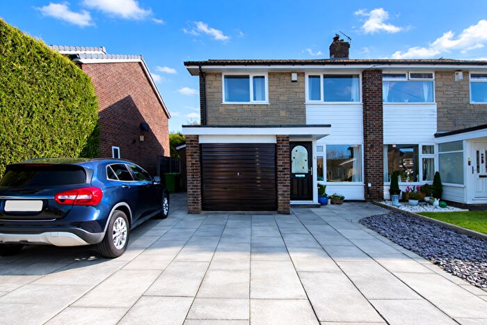 3 Bedroom Semi Detached House For Sale In Captain Lees Road, Westhoughton, BL5