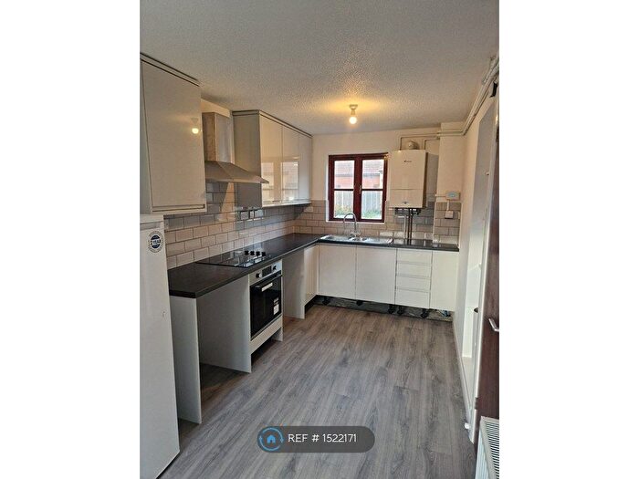 3 Bedroom Terraced House To Rent In St. Michaels Gate, Peterborough, PE1