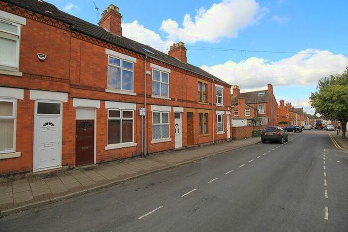 4 Bedroom Town House To Rent In Oxford Street, Loughborough, LE11