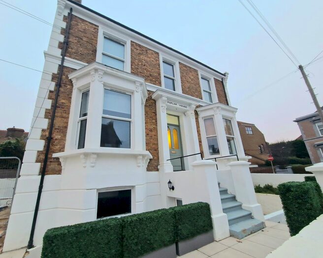 1 Bedroom Flat To Rent In Carlton Avenue, Ramsgate, CT11