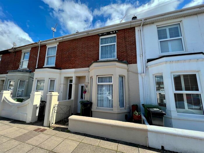 3 Bedroom Terraced House To Rent In Fifth Street, Portsmouth, PO1