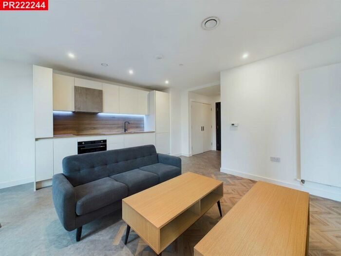 Studio To Rent In Makers Yard, Bromley-by-Bow, – Studio, E3 - Photo 2