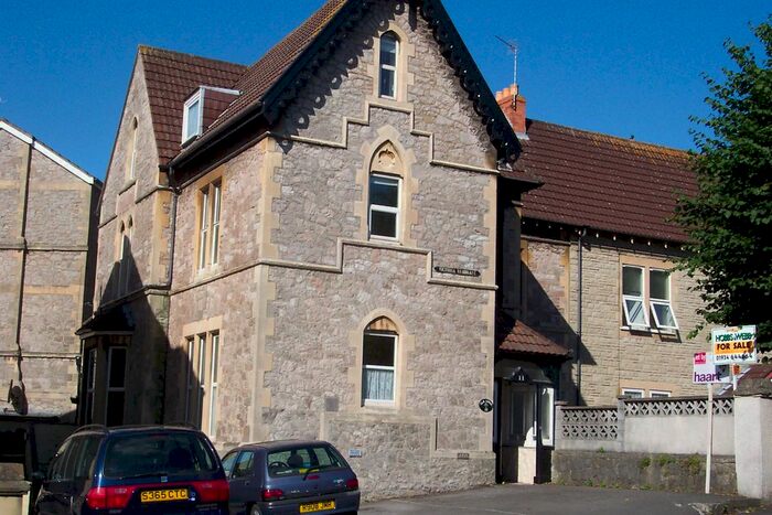 2 Bedroom Flat To Rent In Victoria Quadrant, Weston-Super-Mare, BS23