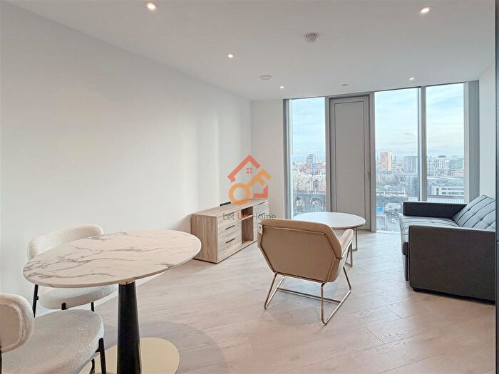 1 Bedroom Flat To Rent In Vista River Tower, Trinity Way, Manchester, M3