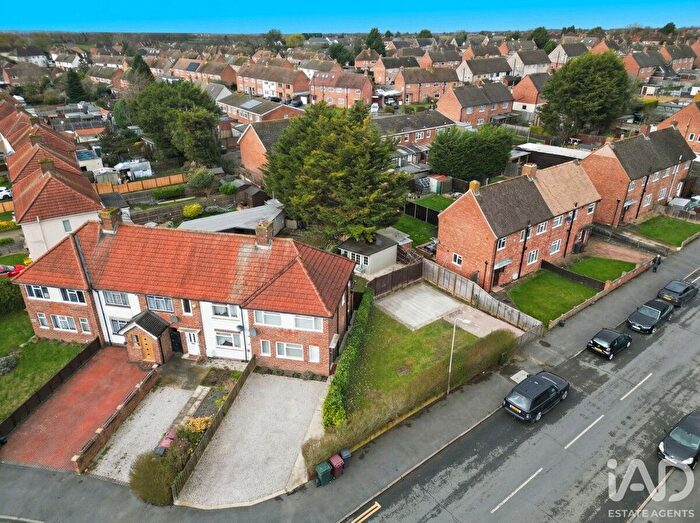 3 Bedroom End Terrace House For Sale In Blandford Road, Reading, RG2