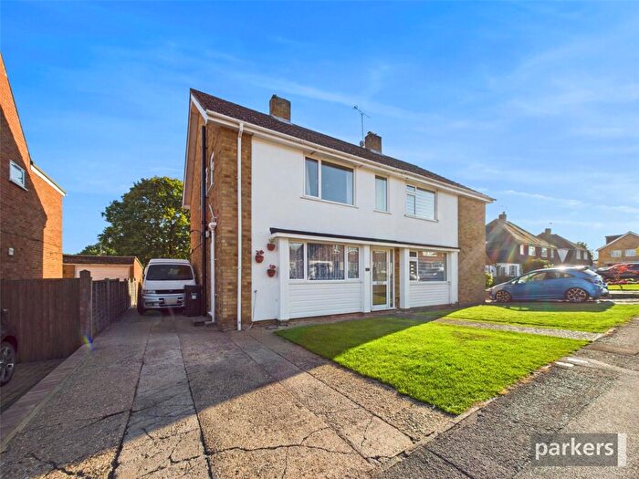 3 Bedroom Semi-Detached House For Sale In Silverdale Road, Earley, Reading, Berkshire, RG6