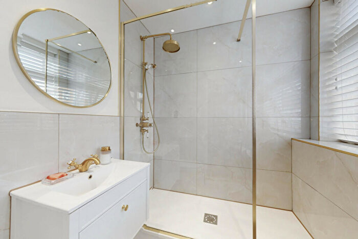 3 Bedroom Apartment For Sale In Walsingham, St. Johns Wood Park, London, NW8