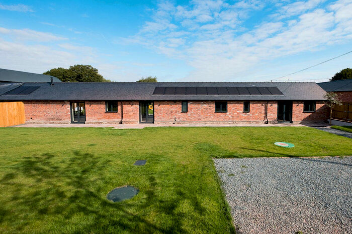 4 Bedroom Barn Conversion For Sale In Canon Bridge, Herefordshire, HR2