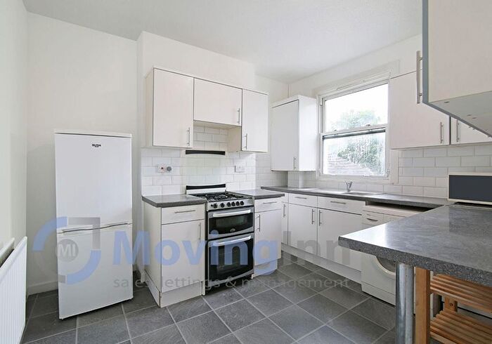 1 Bedroom Flat To Rent In Kirkwood Road, Peckham, SE15