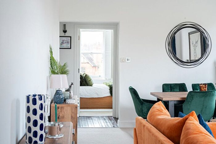 2 Bedroom Flat For Sale In St. Georges Road, St Margaret's Trust Grounds, TW1