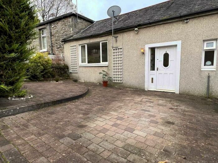 2 Bedroom Terraced House To Rent In Linden Court, Clydebank, G81