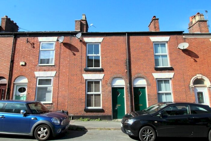 2 Bedroom Detached House To Rent In Swan Street, Congleton, Cheshire, CW12