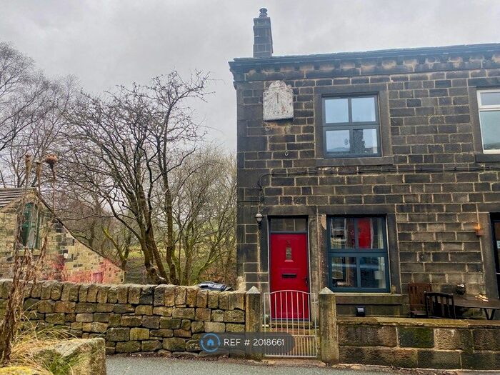 3 Bedroom End Of Terrace House To Rent In Lumbutts, Todmorden, OL14