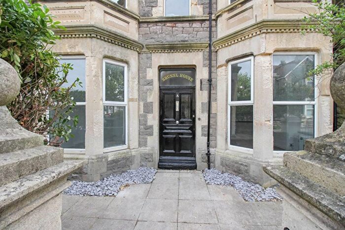 2 Bedroom Flat For Sale In Walliscote Road, Weston-Super-Mare, BS23