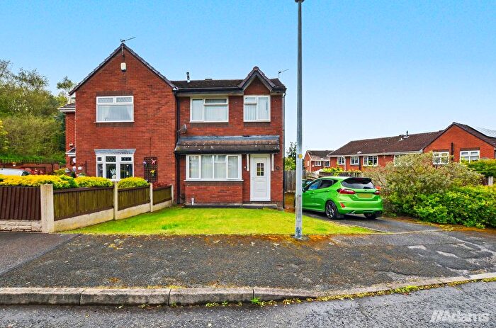 3 Bedroom Semi-Detached House For Sale In Drayton Close, Runcorn, WA7