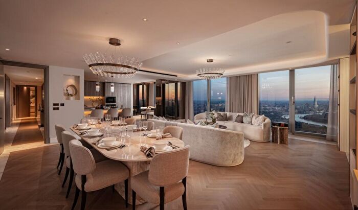3 Bedroom Flat For Sale In Landmark Pinnacle, Landmark Square, Canary Wharf, E14