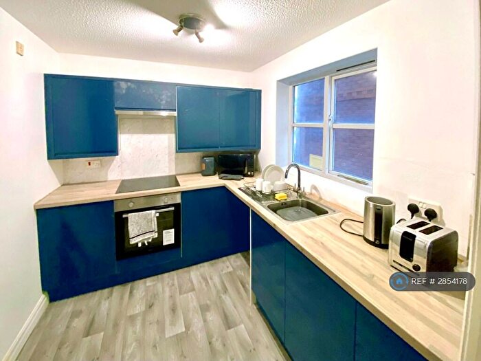 1 Bedroom Flat To Rent In Sutherland View, Blackpool, FY1