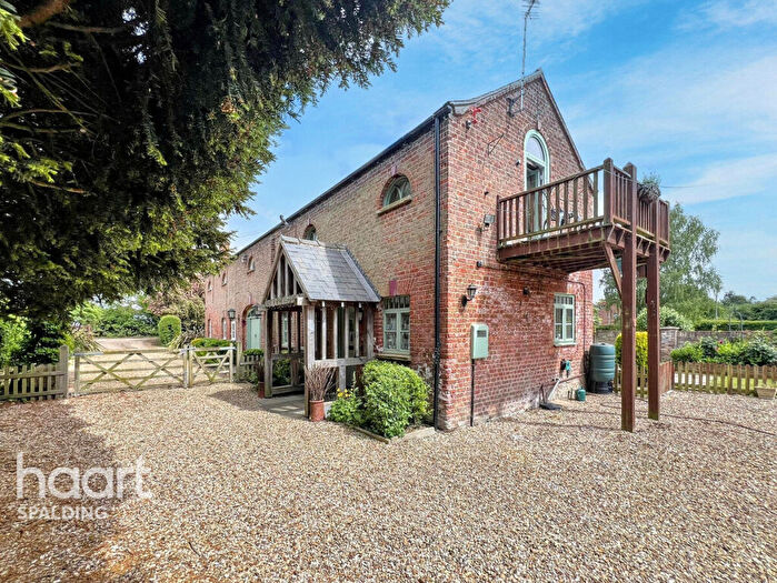 4 Bedroom Barn Conversion For Sale In Gosberton Bank, Gosberton, PE11