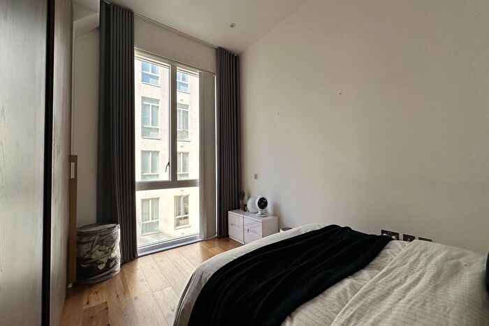 1 Bedroom Flat For Sale In Esther Anne Place, Islington Square, Angel, Islington, London, N1