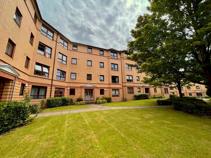 2 Bedroom Apartment To Rent In H Grovepark Gardens, St Georges Cross, Glasgow, G20