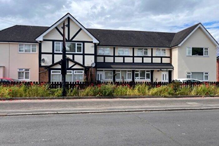 2 Bedroom Flat To Rent In Shady Grove, Stoke-On-Trent, ST7