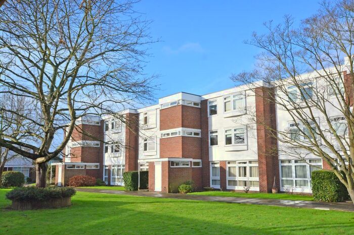 2 Bedroom Apartment To Rent In Sweyn Place, Blackheath, London, SE3