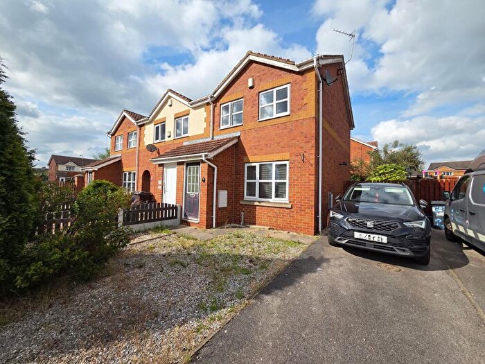 2 Bedroom End Of Terrace House For Sale In Hollins Wood Grove, Cudworth, S72