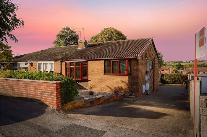 2 Bedroom Bungalow For Sale In Pippins Green Avenue, Kirkhamgate, Wakefield, West Yorkshire, WF2