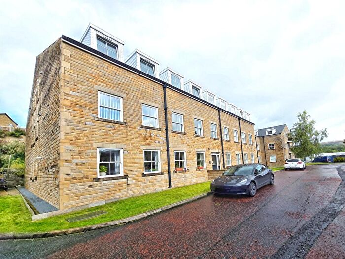 2 Bedroom Apartment For Sale In Holly Mount, Holly Mount Way, Rawtenstall, Rossendale, BB4