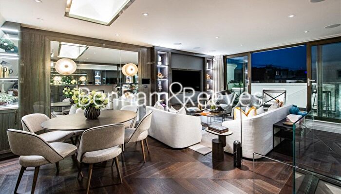 3 Bedroom Flat To Rent In Prince Of Wales Terrace, Kensington, W8