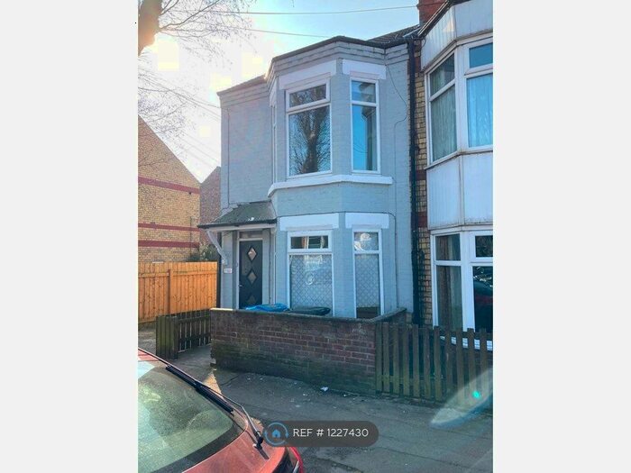 2 Bedroom Terraced House To Rent In Perth Street West, Hull, HU5