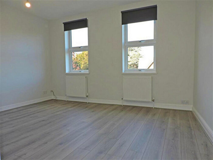 1 Bedroom Flat To Rent In East Hill, Dartford, DA1