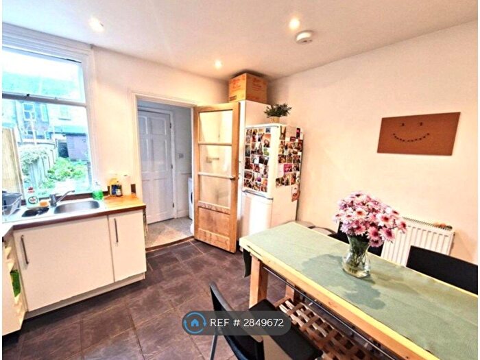 4 Bedroom Terraced House To Rent In Black Griffin Lane, Canterbury, CT1