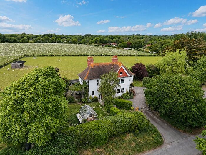 4 Bedroom Farmhouse For Sale In School Lane, Milford On Sea, Lymington, SO41