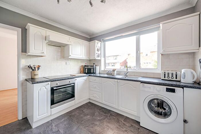 2 Bedroom Bungalow To Rent In The Short, Purley On Thames, Reading, Berkshire, RG8