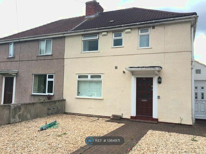 2 Bedroom Flat To Rent In Kingsway, Kingswood, Bristol, BS15