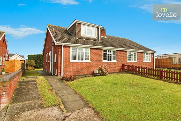 3 Bedroom Semi-Detached House For Sale In High Street, Grainthorpe, LN11