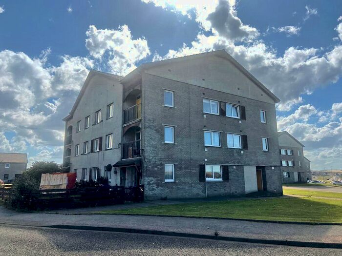 2 Bedroom Flat For Sale In Sycamore Row, Fraserburgh, Aberdeenshire, AB43