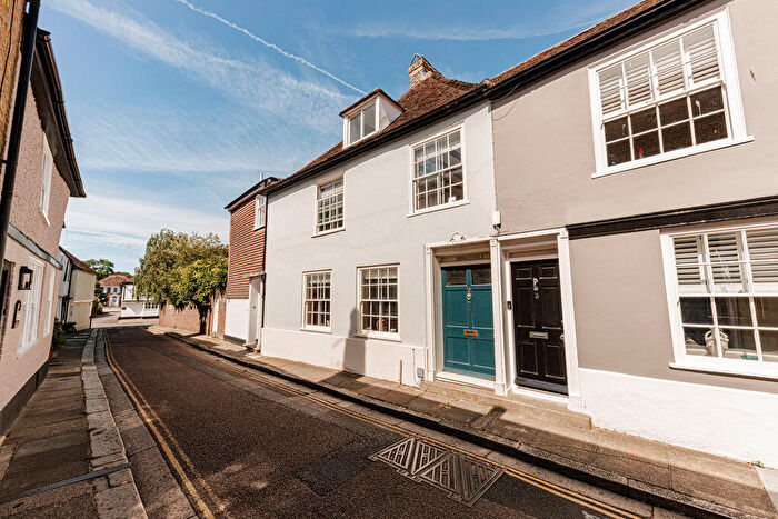 4 Bedroom Terraced House For Sale In Bowling Street, Sandwich, CT13