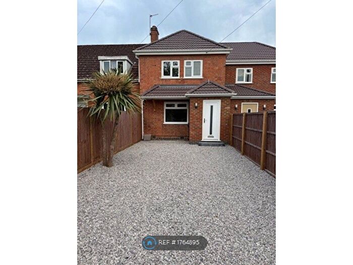 3 Bedroom Terraced House To Rent In Fineshade Grove, Corby, NN17