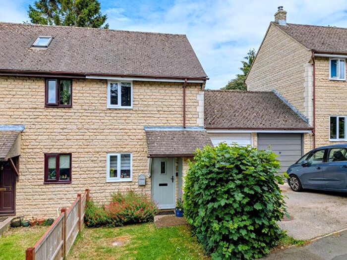 2 Bedroom Semi-Detached House To Rent In Lords Piece Road, Chipping Norton, OX7