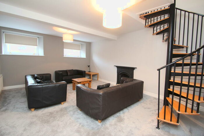 2 Bedroom Penthouse To Rent In Grey Street, Newcastle Upon Tyne, NE1