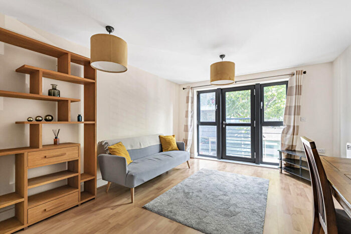 1 Bedroom Apartment To Rent In Spa Road, London, SE16