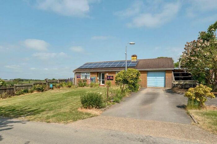 2 Bedroom Detached Bungalow For Sale In Edlington, Horncastle, LN9