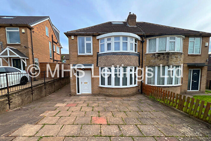 4 Bedroom Semi-Detached House To Rent In Carr Manor Avenue, Leeds, LS17