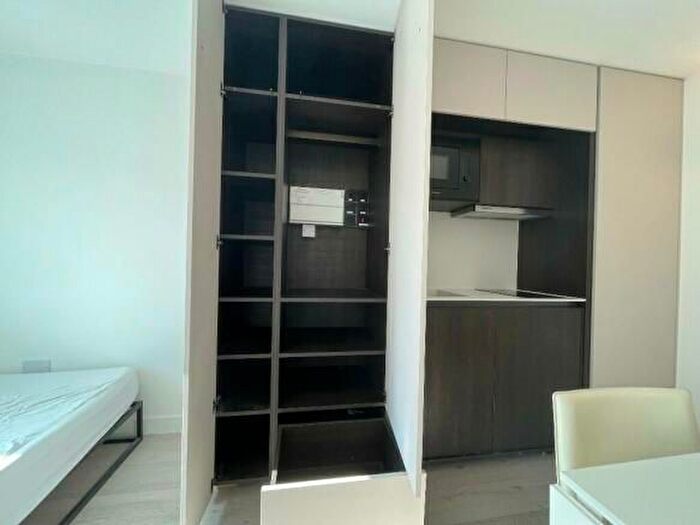 Studio To Rent In Durham Road, London, SW20